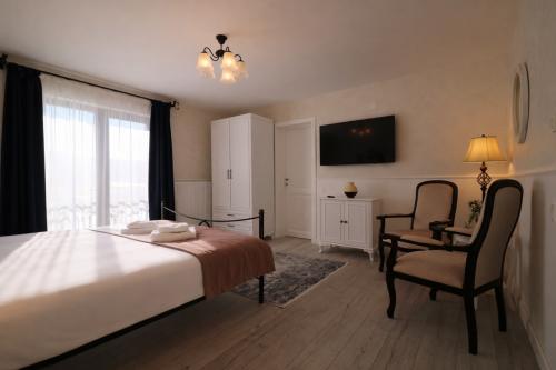 maple_room_2